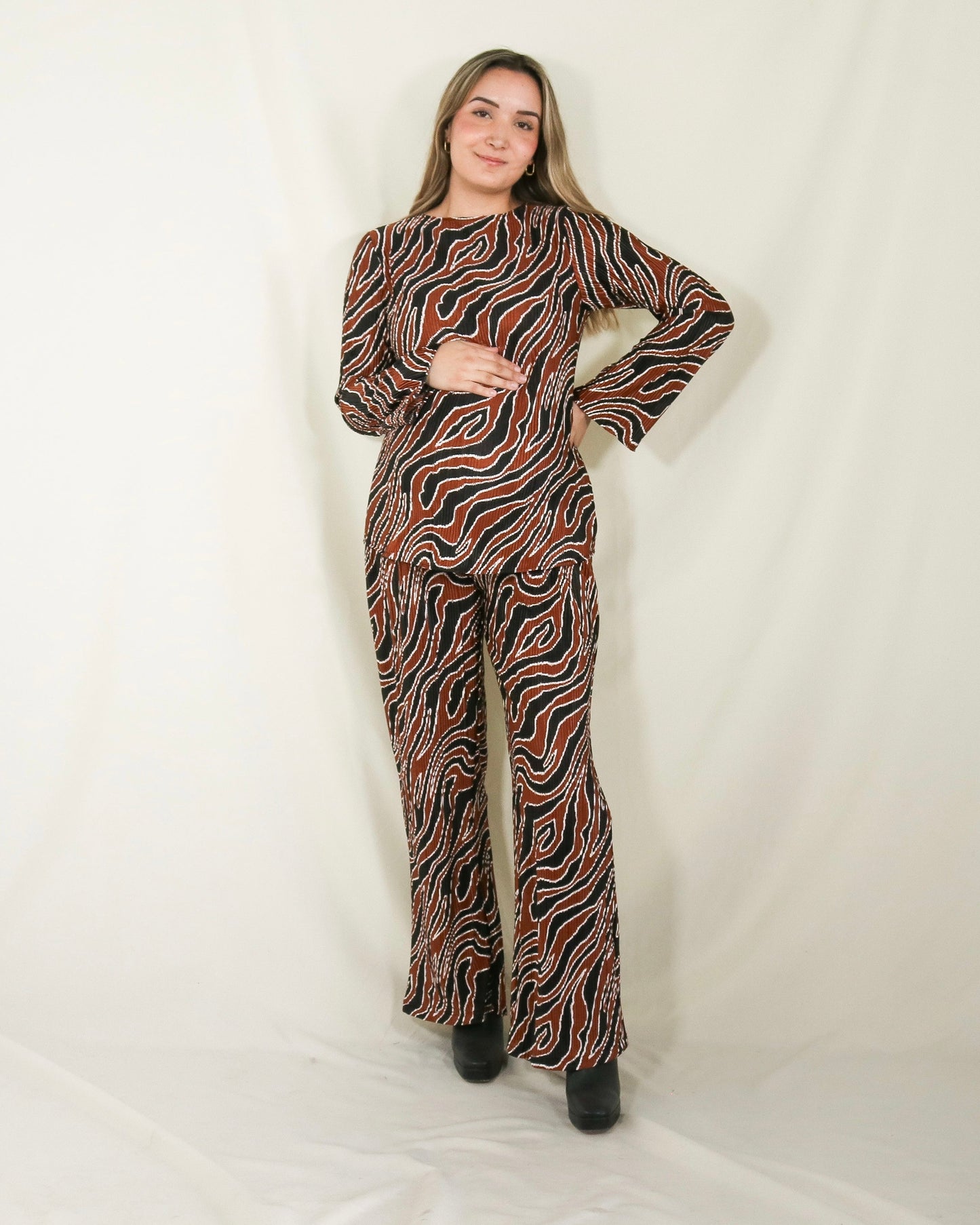 Conjunto de maternidad Mayte, rojo corrugado
