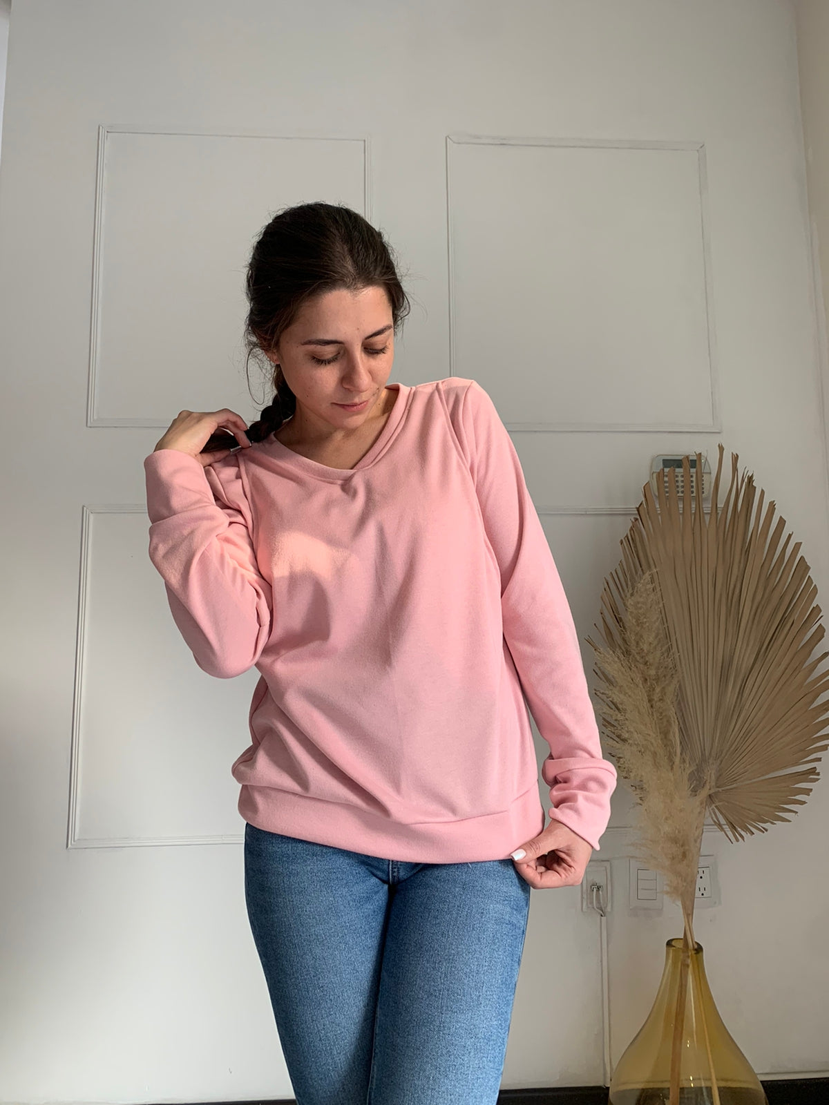 Suéter de lactancia Daniela rosa calientito, con abertura en pecho CH